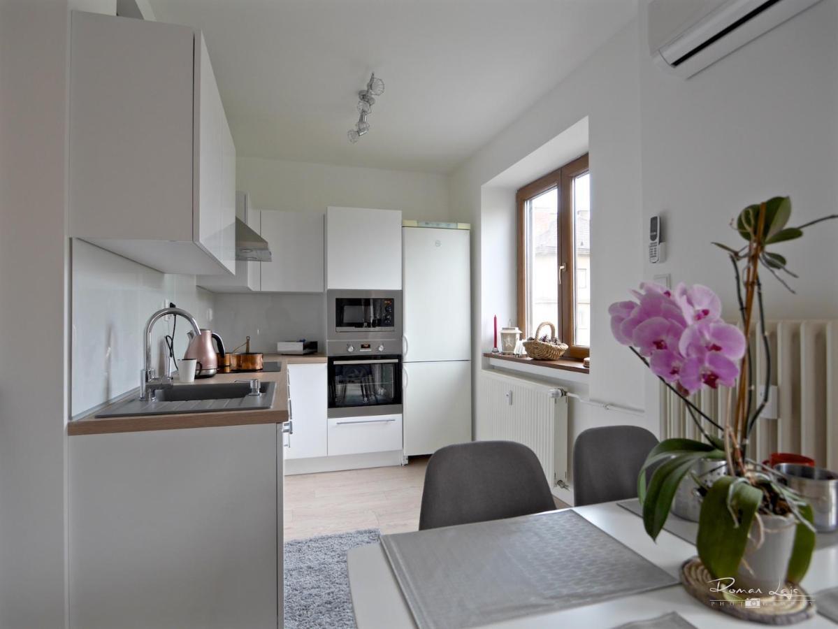 Emily Apartment Košice Exteriör bild