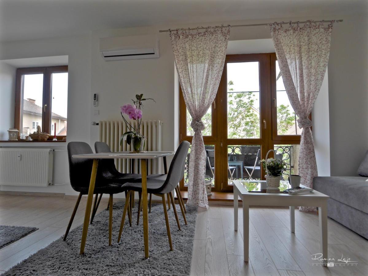 Emily Apartment Košice Exteriör bild
